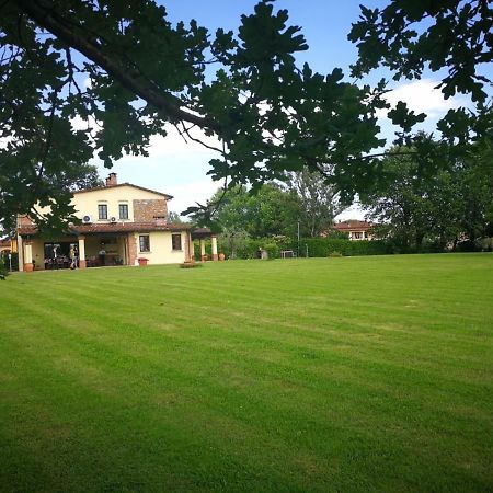 B&B La Fornace Del Sole Capannori Bagian luar foto